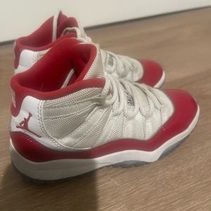 Air Jordan 11 Retro PS Cherry size 11